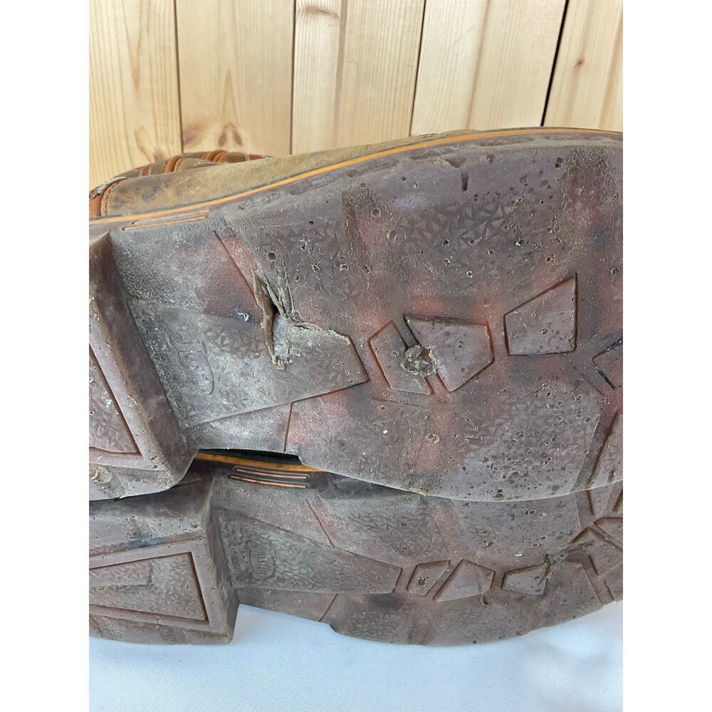 Resistor Work Boots by Justin, Size 10.5- CR4011 - Picture 9 of 9